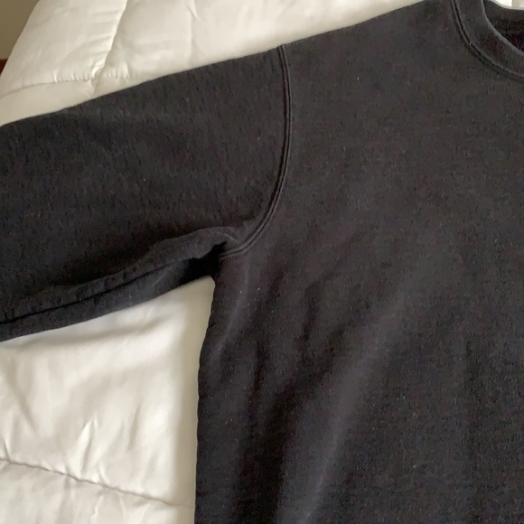 Supreme size large black pull over - Picture 6 of 7